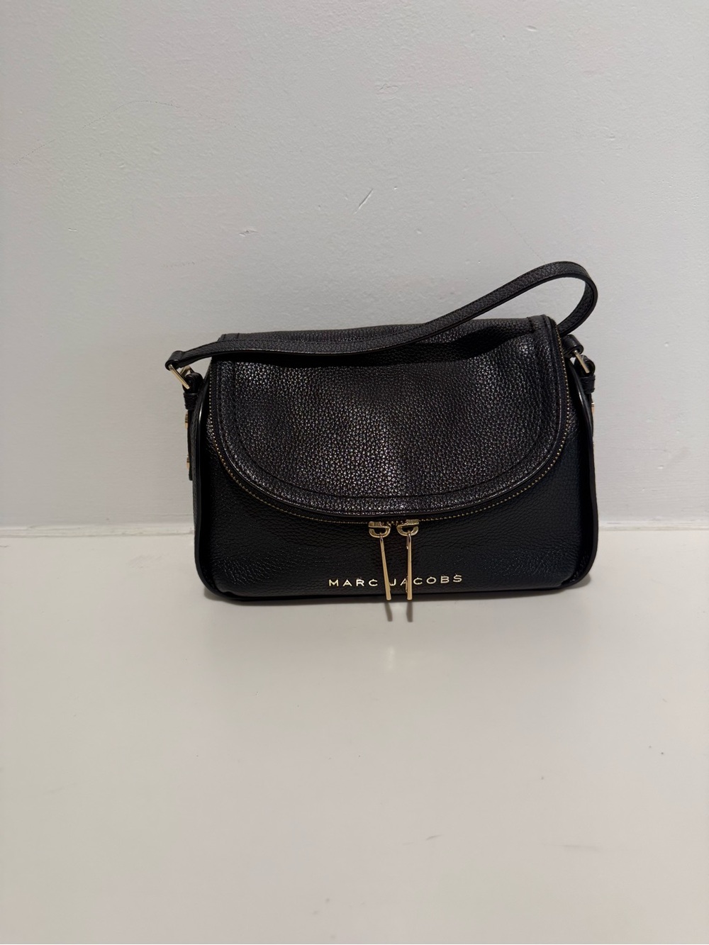 NWT Marc Jacobs Groove messenger bag black